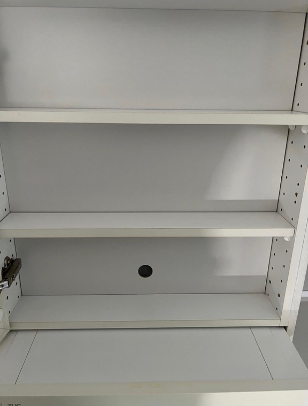 Einbauschrank nach der Reinigung
